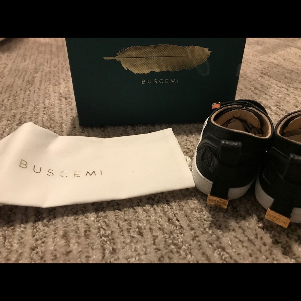 Baby Buscemi Size 19 - Picture 4 of 4